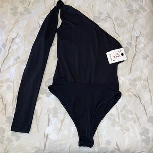 NWT 8 Birdies One shoulder Long Sleeve Body Suit